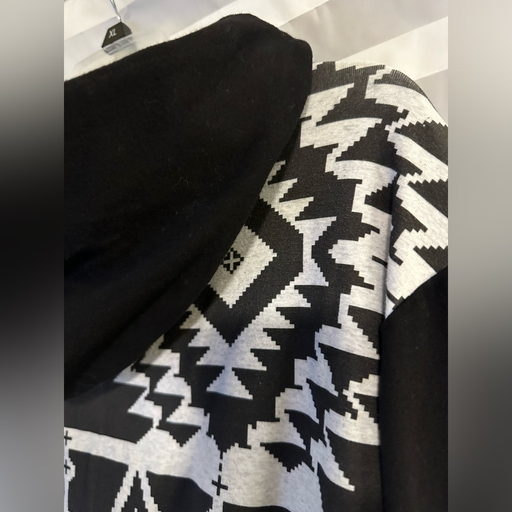 Ampersand HalfZip Sweatshirt - Midnight Nova - Picture 7 of 9